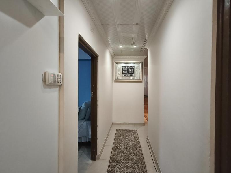 7 Bedroom Property for Sale in Southernwood Eastern Cape